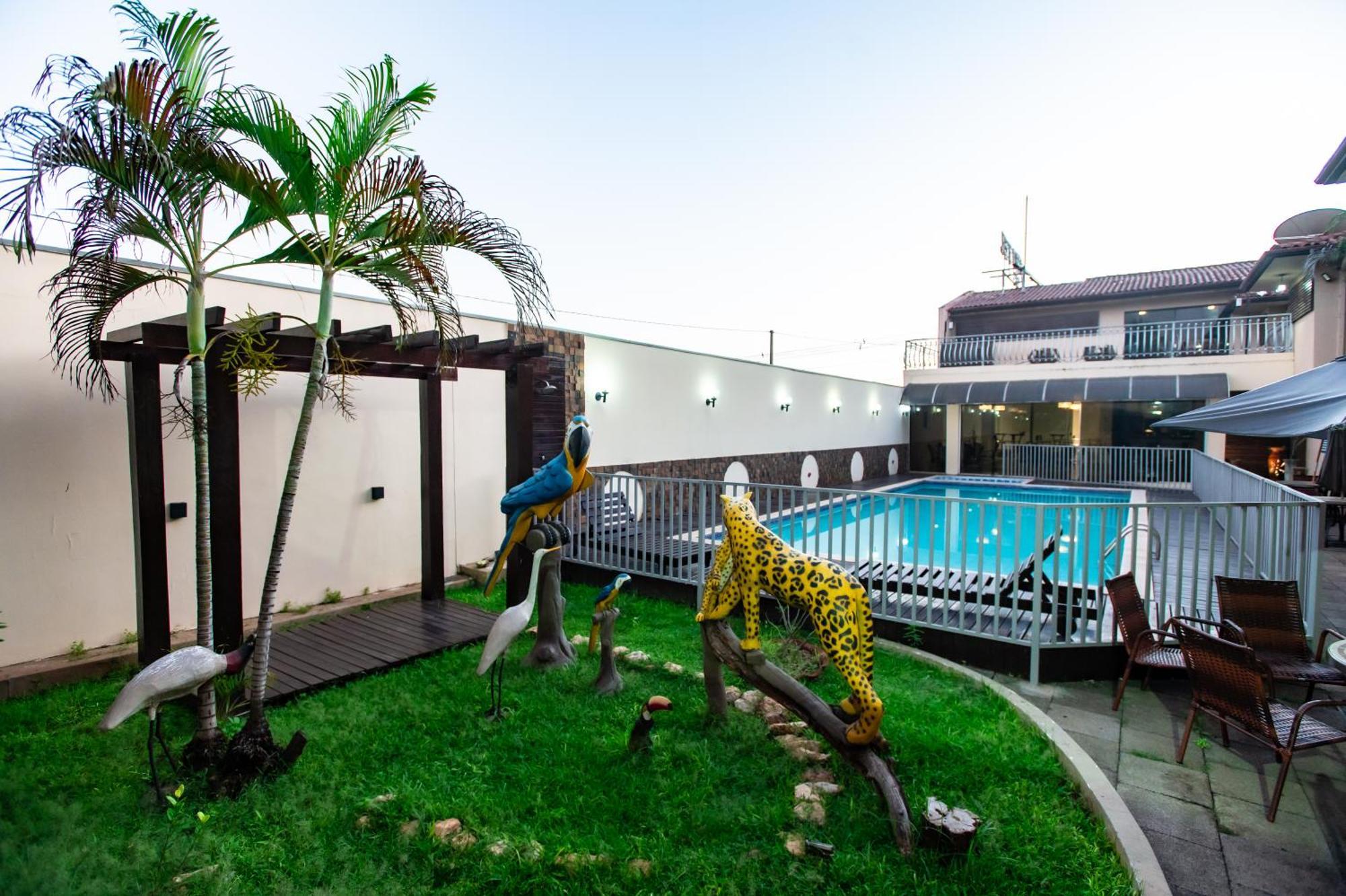 Hotel 365 Cuiabá Buitenkant foto