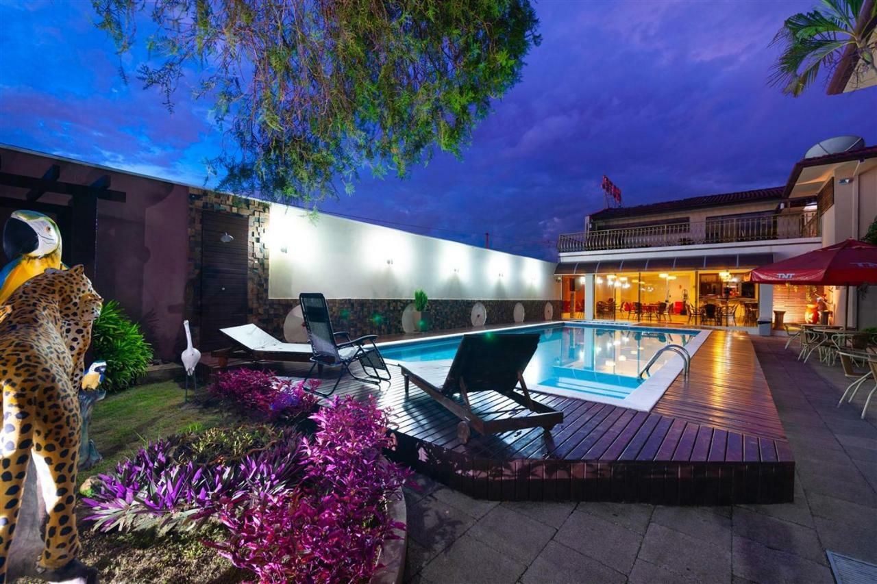 Hotel 365 Cuiabá Buitenkant foto
